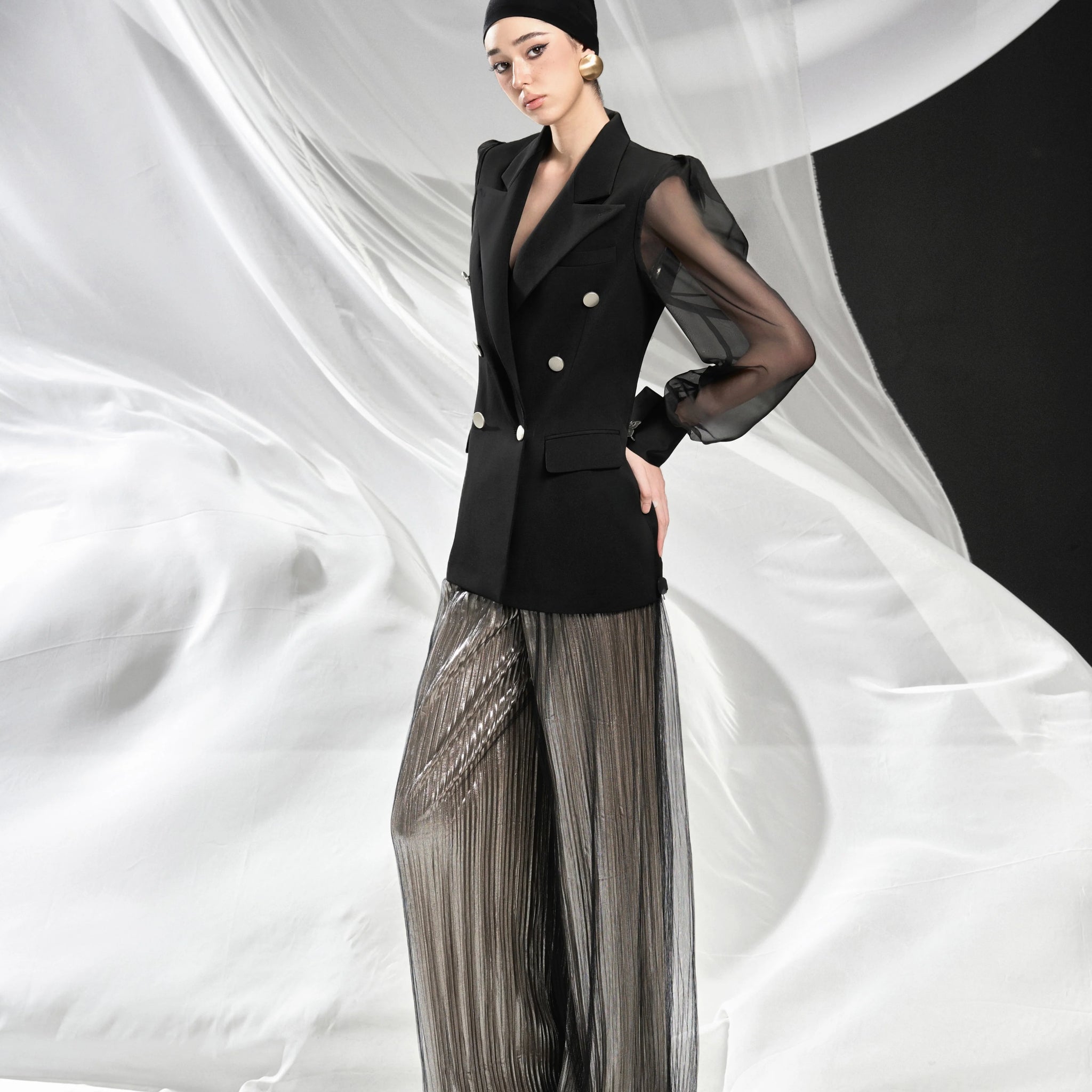 Yin-yang B Vest x Double Xepi Silver Pants