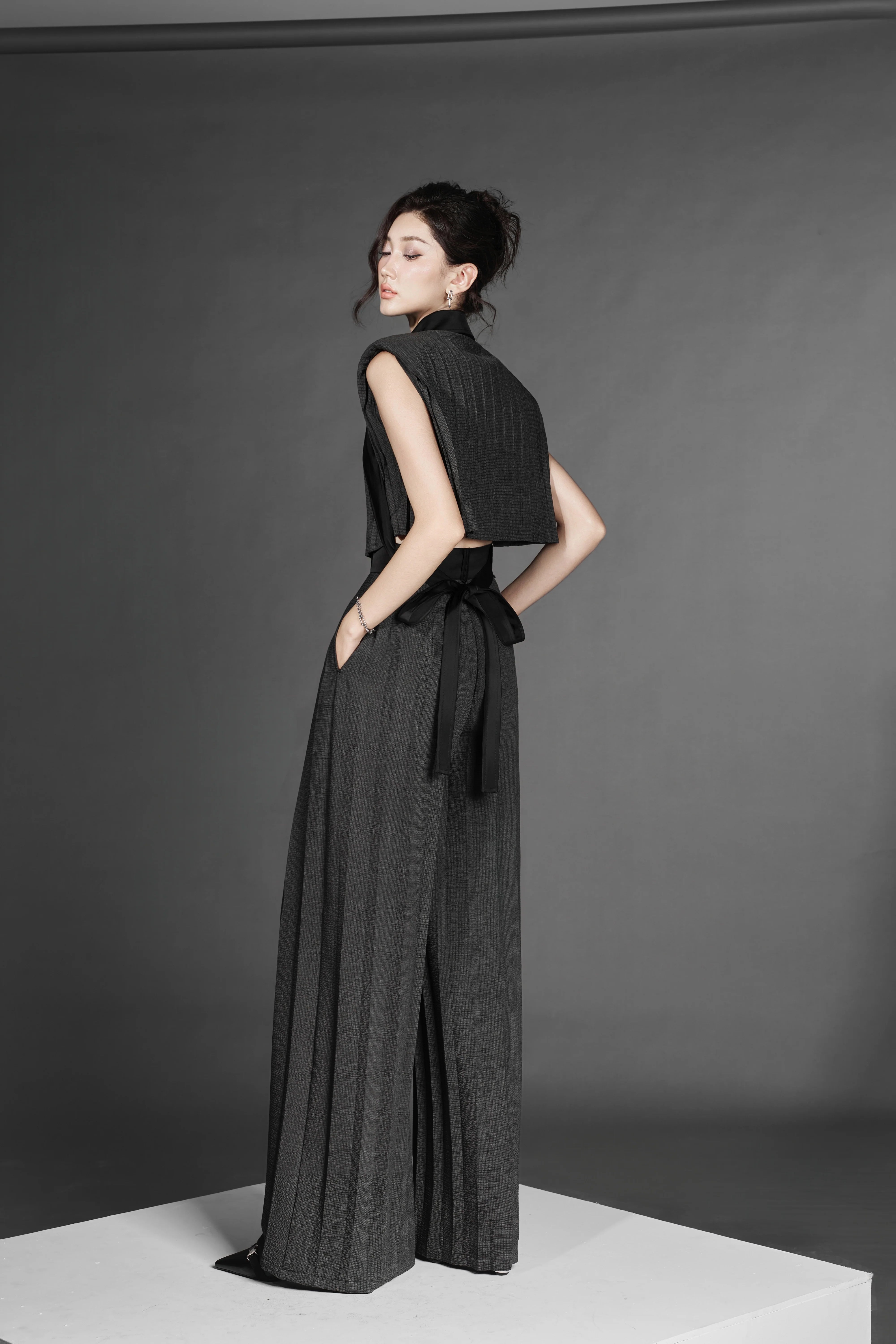 Samurai G Sleeveless Shirt & Samurai G Pants