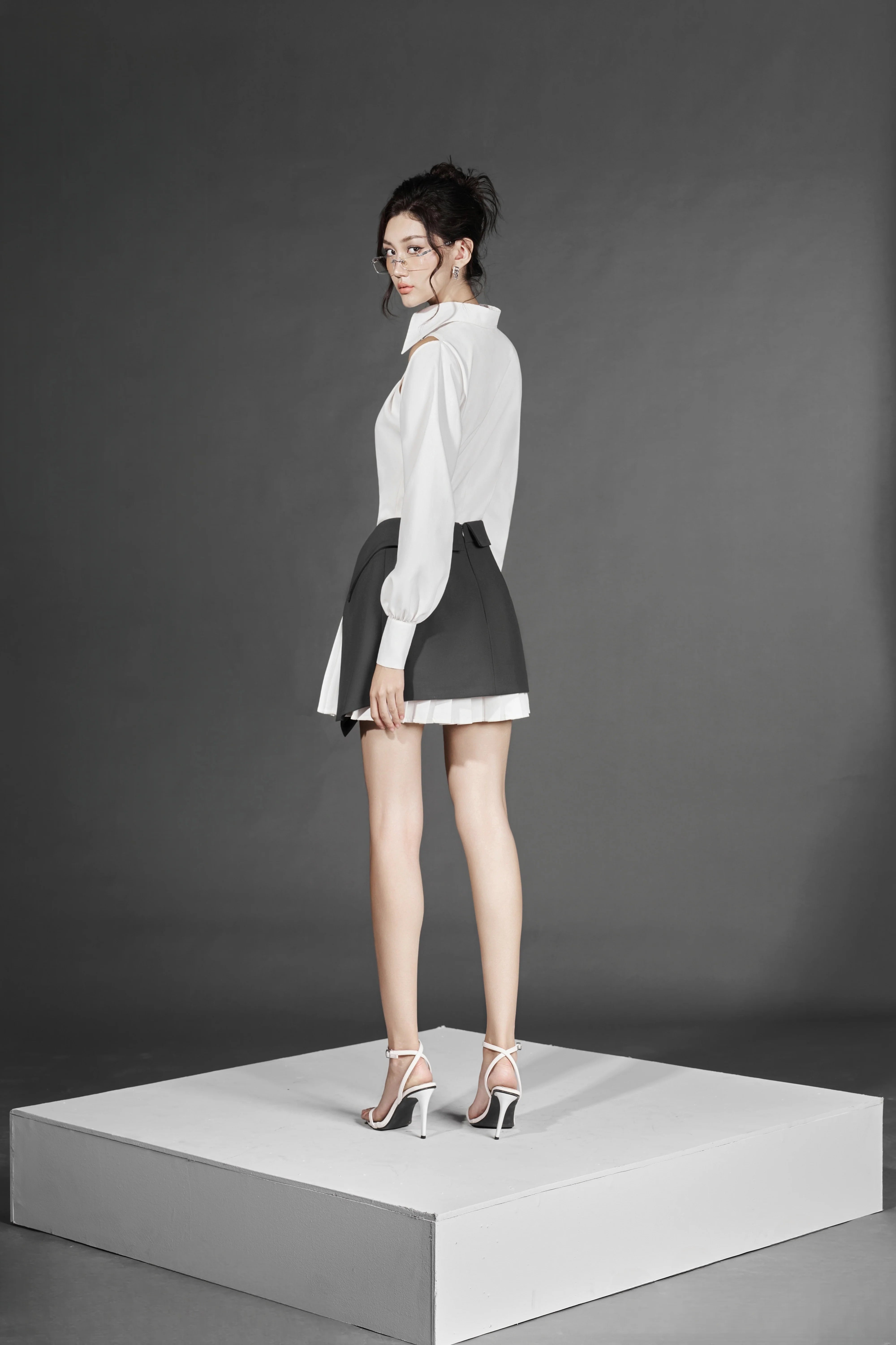 W Stu Long-Sleeve Shirt x Tie G-Belt