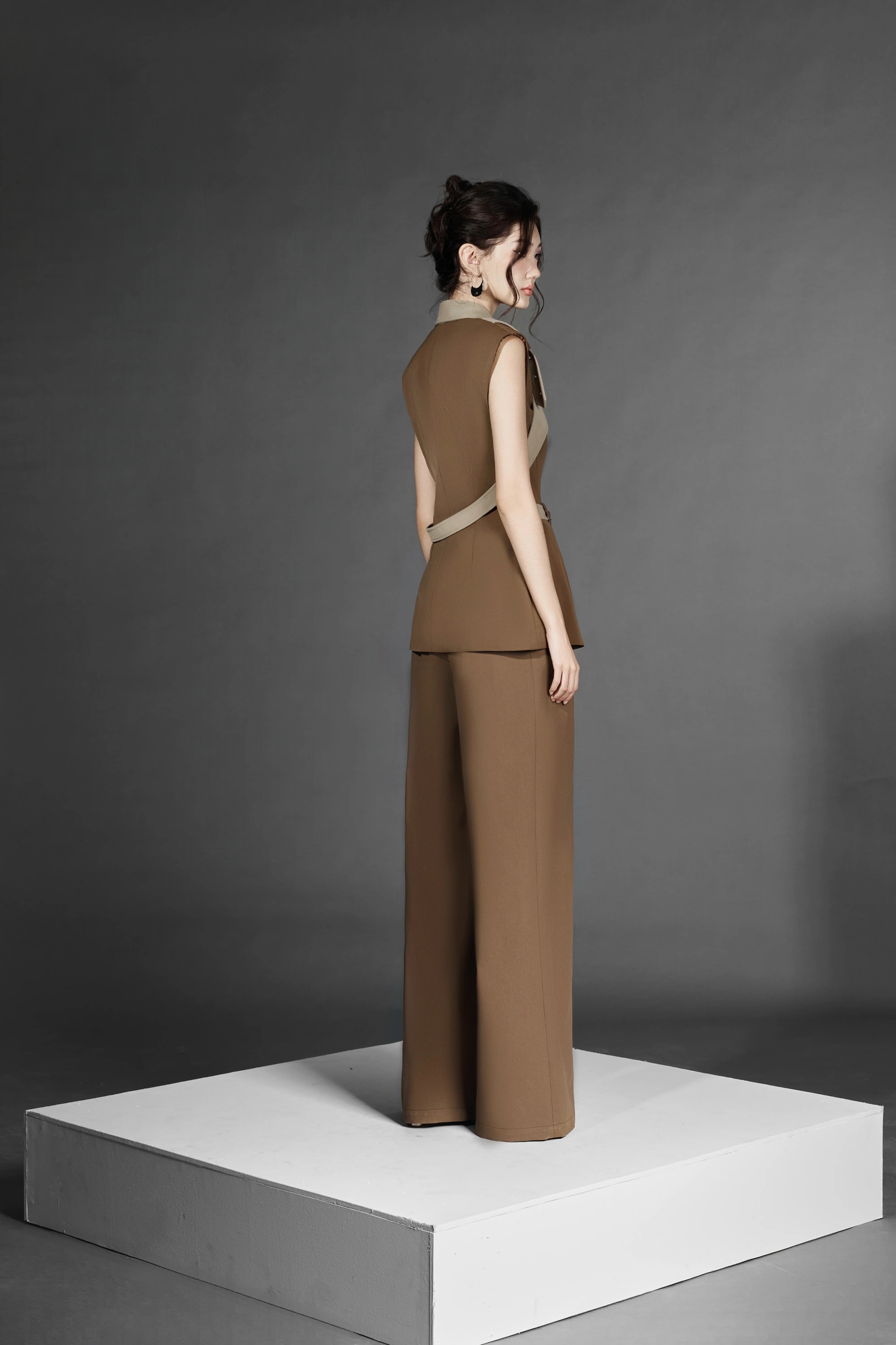 Collar-Belt C/B Vest Dress x Z to C/B Pants